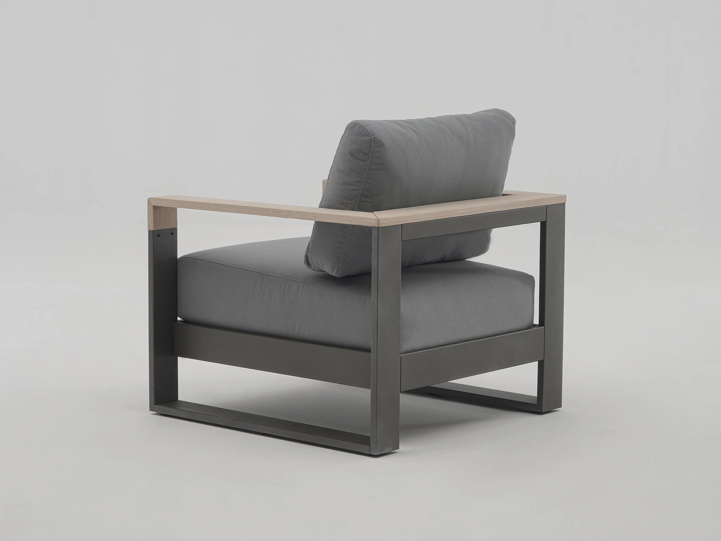Asto Lounge Chair - Image 3