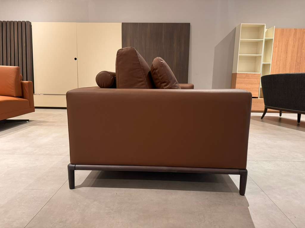 Berlin 3 Seater Sofa - OUTLET - Image 5