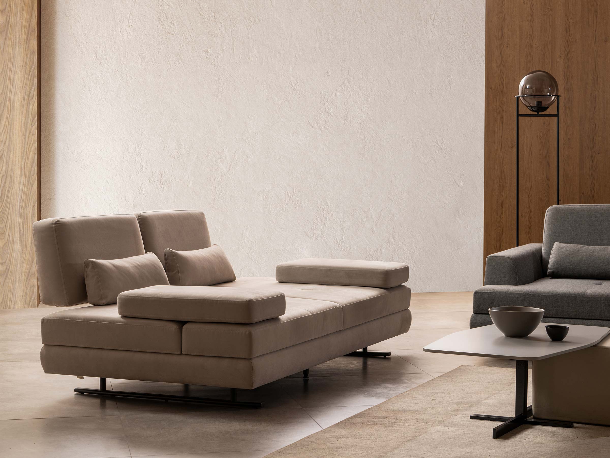 Mony Loveseat Adjustable Sofa - Image 12